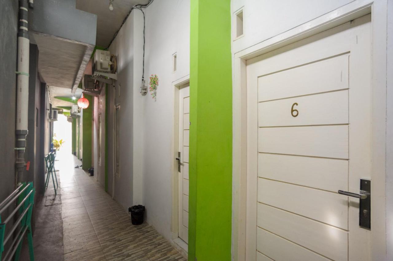 Reddoorz Syariah Near Rs Advent Bandar Lampung Hotell Eksteriør bilde