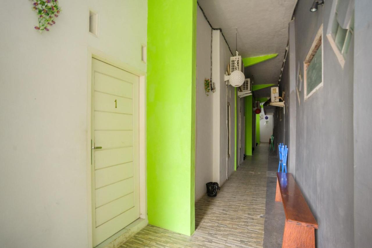 Reddoorz Syariah Near Rs Advent Bandar Lampung Hotell Eksteriør bilde